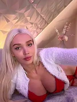 Lana-Grey online show from May 11, 9:01 pm