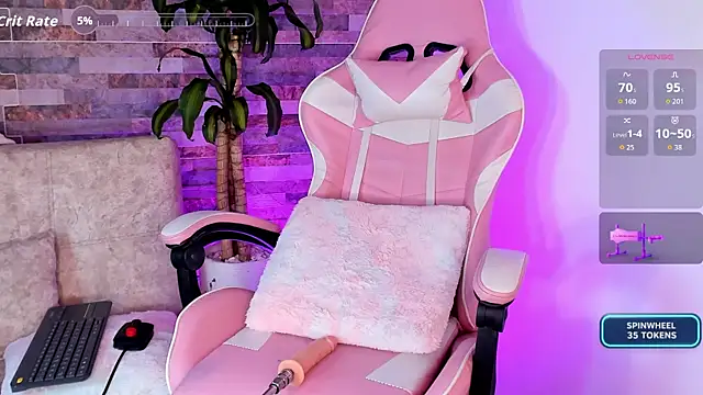 emily montoya1 online show from January 8, 11:20 pm