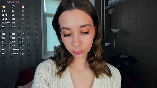 JacalynSchreiber online show from November 20, 12:06 pm