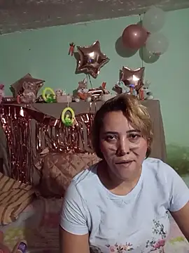 BIADELICIA1 online show from April 5, 6:07 pm