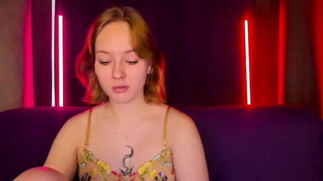 RikkiChoco online show from March 8, 1:24 am