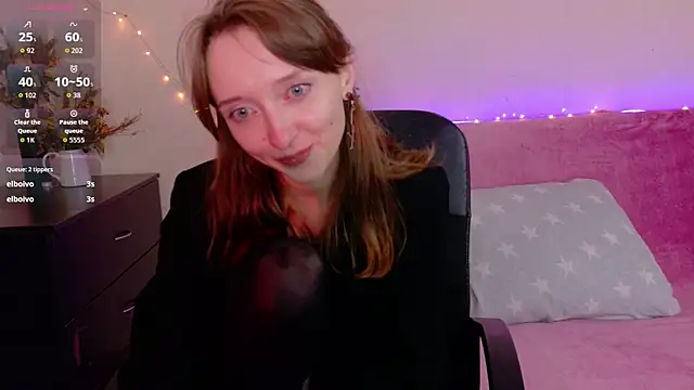 TinyMuse  online show from November 18, 6:20 pm