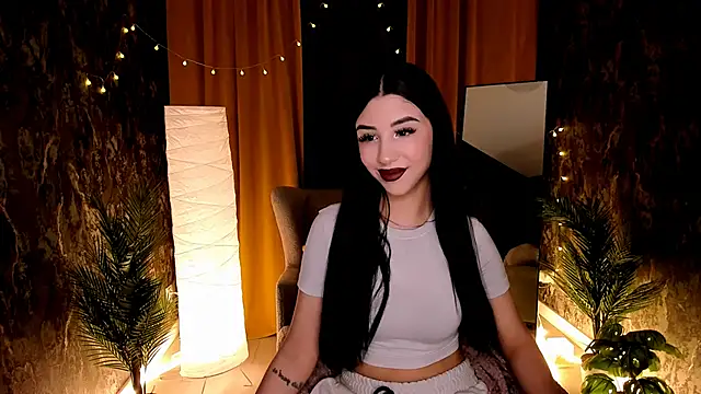 jasminharris online show from November 3, 8:40 am