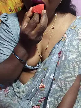 hyd couple7878 online show from August 3, 9:37 am