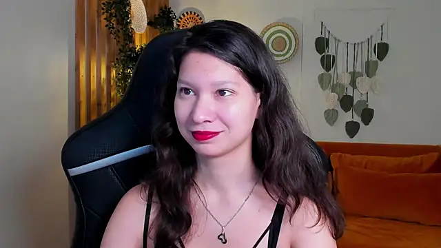 SaraDenars online show from November 26, 6:36 am