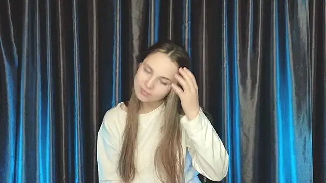 LeenaPuita online show from January 5, 5:27 pm