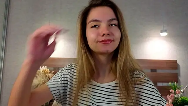 MargieDavidson online show from February 4, 8:39 am