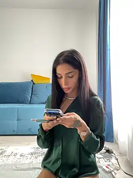 VickyM99 online show from April 8, 9:55 am