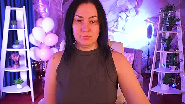 VelvetLuck online show from February 20, 1:56 pm