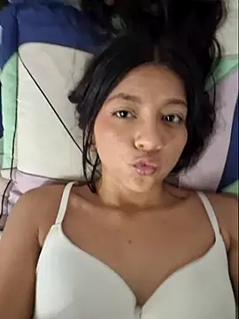 charlloteevans online show from March 5, 3:08 pm