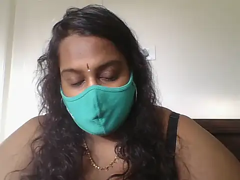 hootypriya online show from November 6, 11:16 am