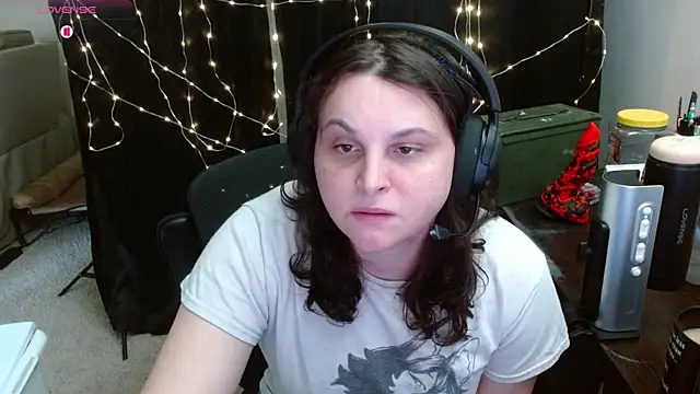 Salacious Sage online show from April 11, 7:50 pm