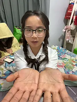 Hmm 0303 online show from November 11, 2:36 pm