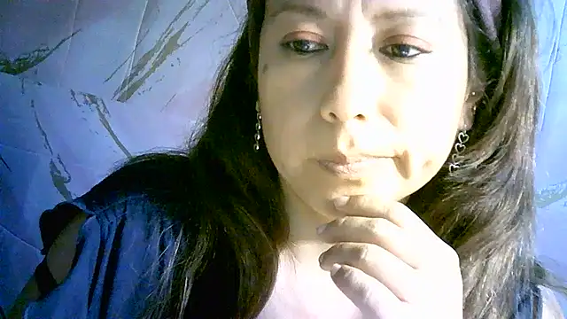 Zulreyna online show from June 24, 4:11 am