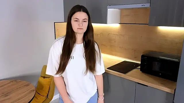 JoyBradley online show from November 29, 7:12 am