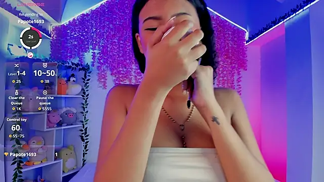  hanna sky online show from November 29, 6:56 pm