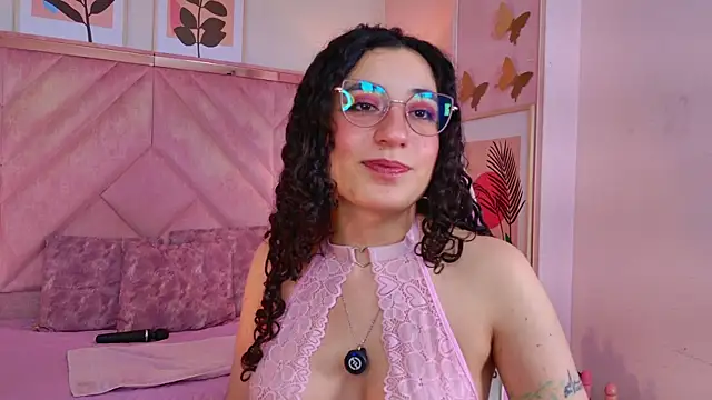 DemiJones  online show from April 11, 7:45 am