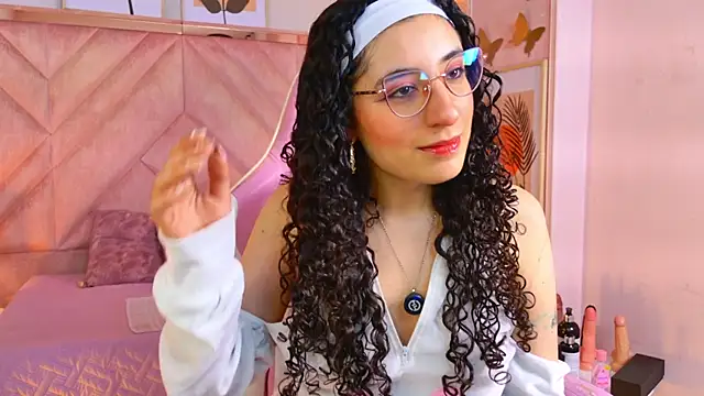 DemiJones  online show from June 2, 4:46 am