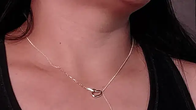 LannyShell online show from April 10, 5:19 pm