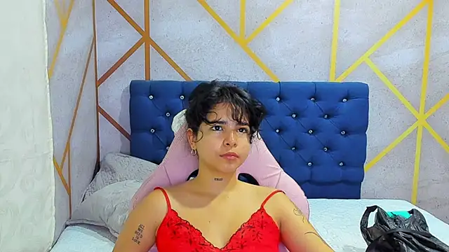  vaiolet owo online show from February 12, 5:31 am