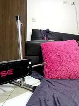 sweetmuslim01 online show from December 19, 11:52 pm