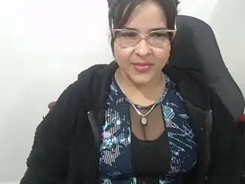 karol loveet online show from December 4, 9:26 pm