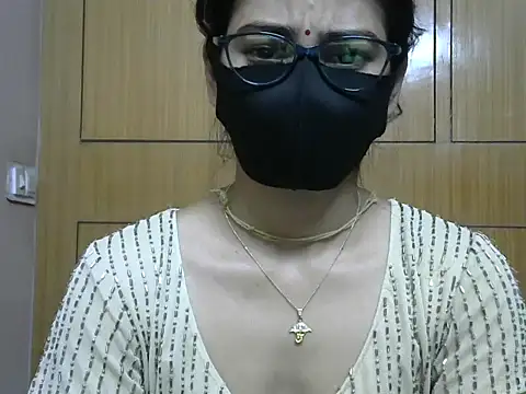 Fairy Pie online show from April 10, 10:05 pm