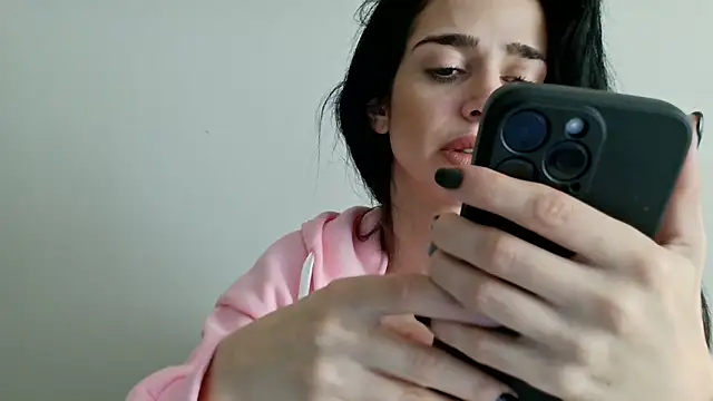 gloriyapg online show from December 18, 9:25 am