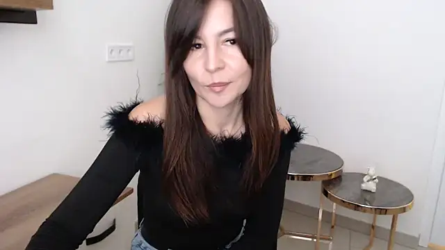 Veronichkaaa online show from November 10, 10:10 am