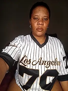 Emmylove-xr25 online show from February 17, 6:29 pm