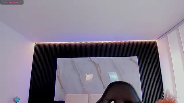 Saara Corraless online show from April 13, 3:13 pm