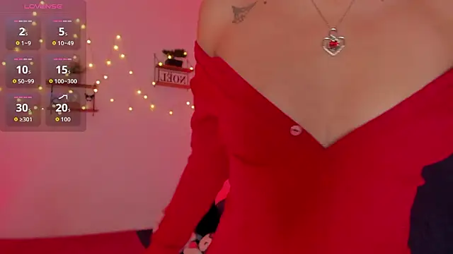 Tamara Aluna  online show from February 14, 7:05 pm