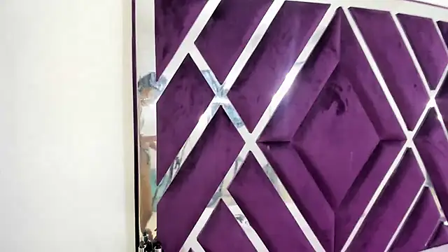 ninaasm online show from February 8, 1:15 pm