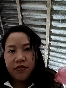 yelow-bee online show from November 30, 11:20 pm