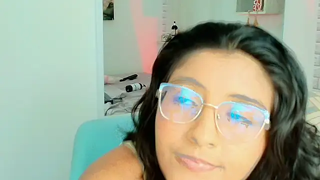 KATY LOWERY online show from February 25, 7:07 am