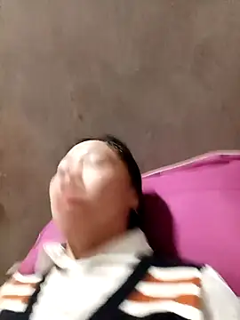 -Chua-90 online show from November 21, 3:03 pm