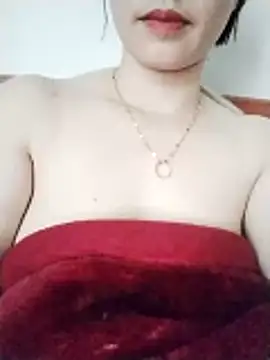 Swan-white123 online show from February 8, 9:24 am