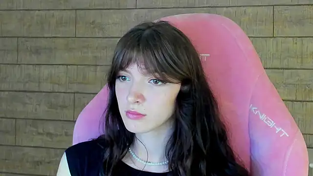 SophiaProve online show from April 14, 4:51 pm