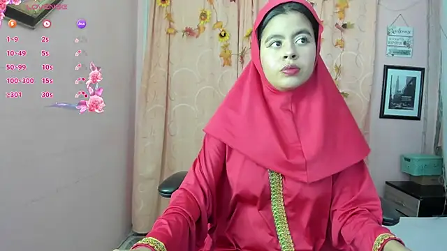 NaylaAbadi online show from February 1, 1:54 pm