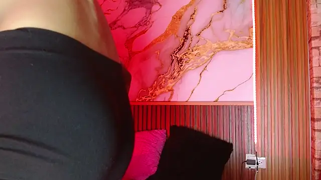 meliangels303av online show from February 14, 2:35 am