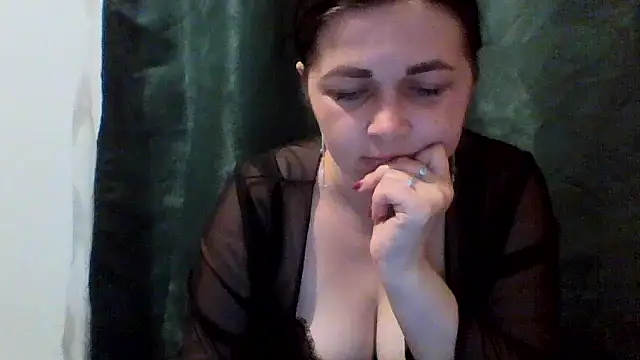 Vitalina282128 online show from June 3, 6:13 pm