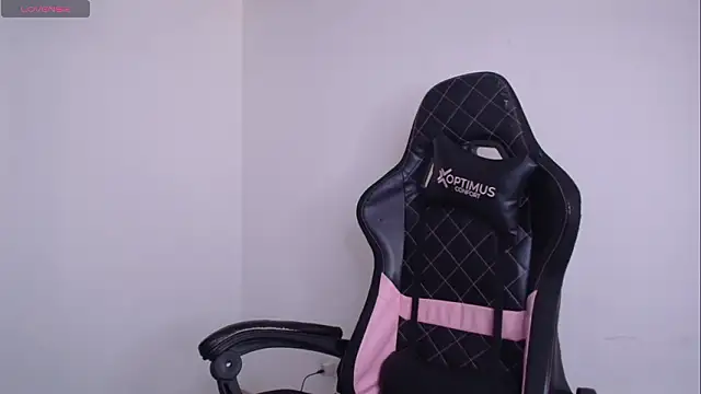 Millie bobby online show from March 12, 8:55 pm