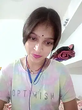 Mohnicute online show from May 9, 7:49 pm