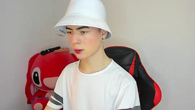 divine philp77 online show from November 25, 11:05 pm