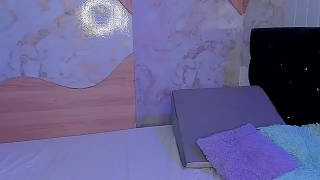 kirakay1 online show from June 14, 2:09 am