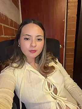 Liilaaaa 23 online show from November 11, 10:07 pm