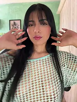 Cristal Cerati  online show from February 4, 8:01 pm