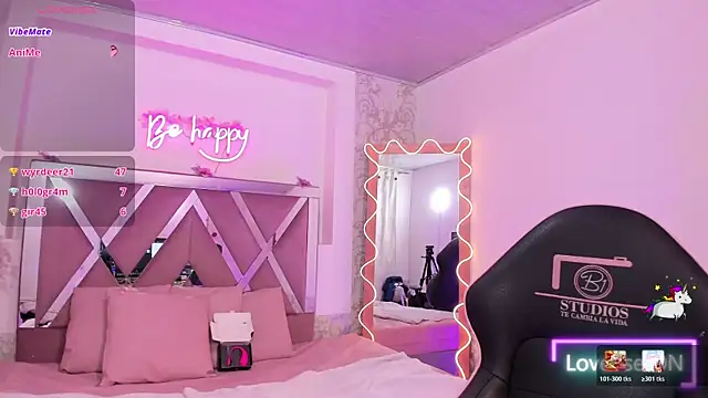 ISABELA TAY online show from January 8, 6:01 pm