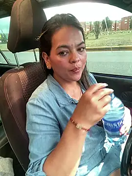 tasha velvet online show from March 31, 6:52 pm