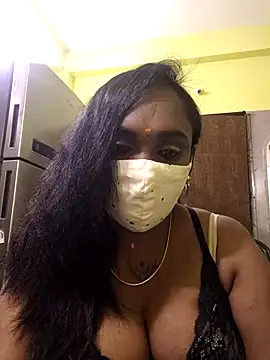 Dharshini98 online show from February 18, 7:46 pm